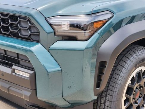 New 2026 Toyota 4Runner TRD Off-Road Premium AWD/4WD image 7