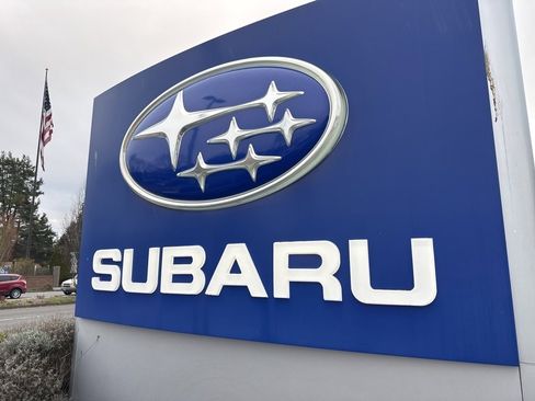 Used 2025 Subaru Forester Sport image 10