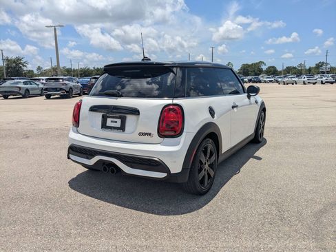 Used 2024 MINI Cooper S FWD image 5