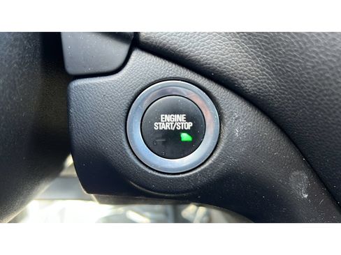 Certified 2018 Chevrolet Equinox LT AWD/4WD image 21