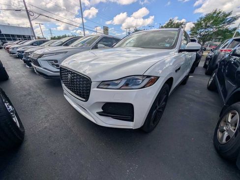 Used 2023 Jaguar F-PACE S AWD/4WD image 3