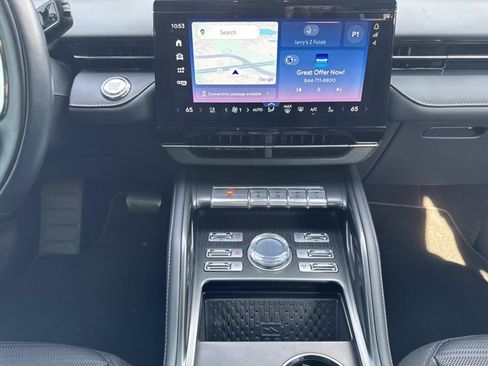 Certified 2024 Lincoln Nautilus Reserve w/ Equipment Group 202A image 32