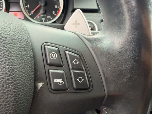 Used 2012 BMW M3 Convertible RWD image 11