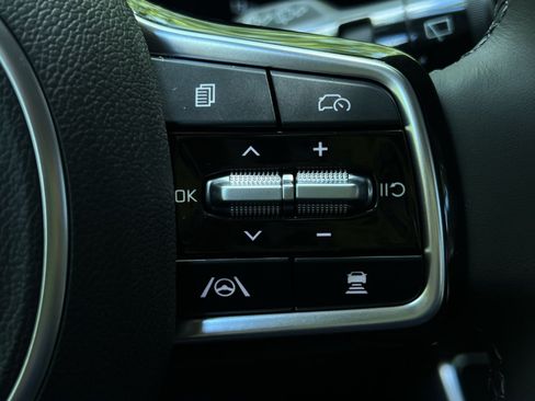 New 2026 Kia Carnival SX Prestige FWD image 31