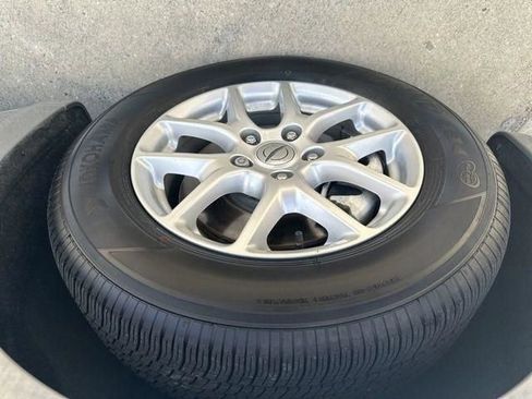 Used 2022 Chrysler Pacifica Touring-L w/ Uconnect Theater Family Group image 14