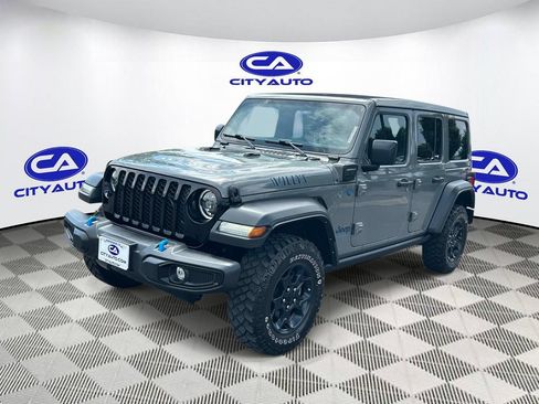 Used 2023 Jeep Wrangler Unlimited w/ Sun & Screen Package AWD/4WD image 2