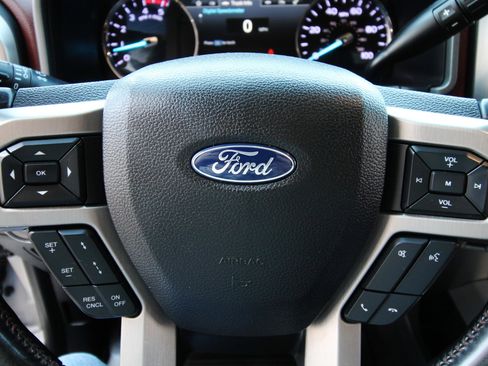 Used 2019 Ford F250 Platinum w/ Platinum Ultimate Package image 28