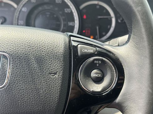 Used 2016 Honda Accord EX-L image 21
