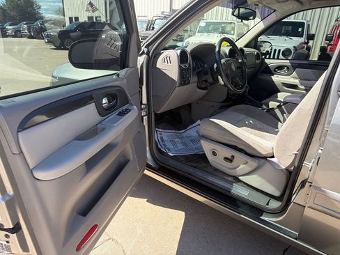 Used 2005 GMC Envoy SLE w/ Sle Preferred Equipment Group AWD/4WD image 10
