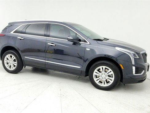 Used 2022 Cadillac XT5 Luxury w/ LPO, Floor Liner Package image 8