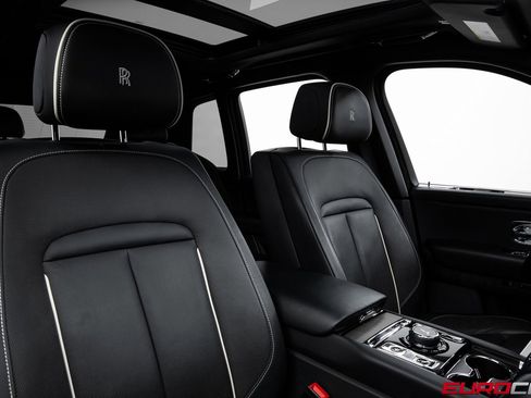 Used 2020 Rolls-Royce Cullinan *PANORAMIC SUNROOF * IMMACULAT image 33
