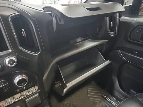 Used 2022 GMC Sierra 2500 AT4 w/ AT4 Preferred Package AWD/4WD image 26