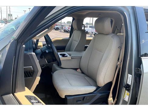 Used 2020 Ford F150 XLT w/ Equipment Group 302A Luxury AWD/4WD image 25