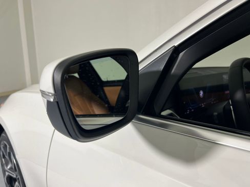 Used 2026 BMW 330i xDrive Sedan w/ Premium Package image 20