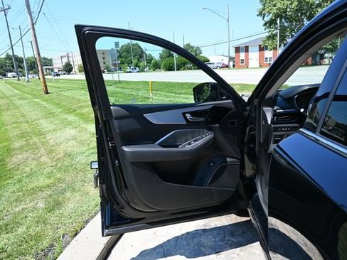 Used 2023 Acura MDX SH-AWD w/ Technology Package image 26