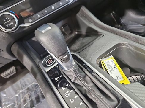 Used 2020 Nissan Sentra SV FWD image 23