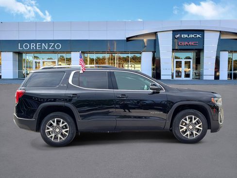 Used 2023 GMC Acadia SLE w/ Driver Convenience Package FWD image 4