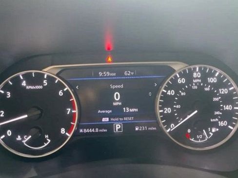 Used 2020 Nissan Sentra SV image 17