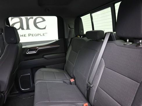 Used 2025 Chevrolet Silverado 1500 RST AWD/4WD image 21