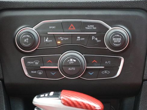 Used 2015 Dodge Charger R/T Scat Pack w/ Technology Group image 21