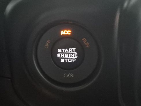 Used 2023 Jeep Wrangler Unlimited AWD/4WD image 22
