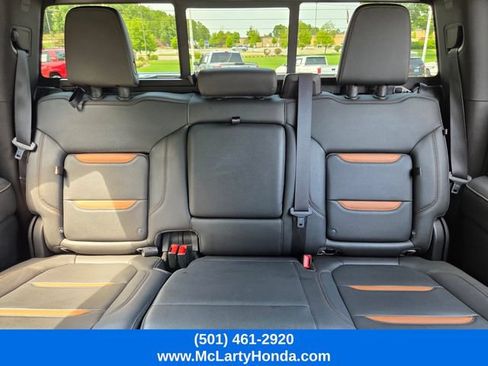 Used 2021 GMC Sierra 1500 AT4 w/ AT4 Value Package AWD/4WD image 11