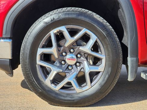 Used 2023 GMC Sierra 1500 SLT image 14