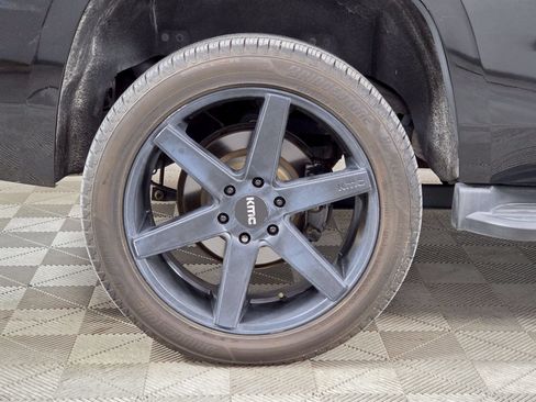 Used 2016 Chevrolet Tahoe LS RWD image 9