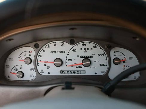 Used 2001 Ford Explorer Sport Trac TRAC CREW CAB 4DR SUV image 27