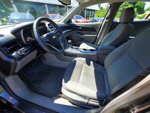 Used 2013 Chevrolet Malibu LS w/ Protection Package FWD image 7
