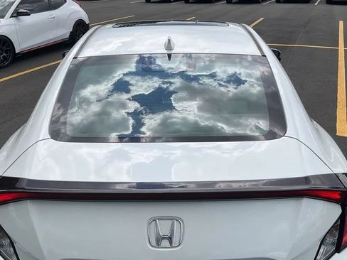Used 2017 Honda Civic EX-L image 16