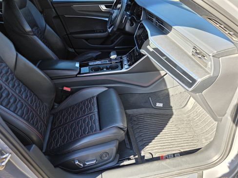 Used 2022 Audi RS 6 image 3