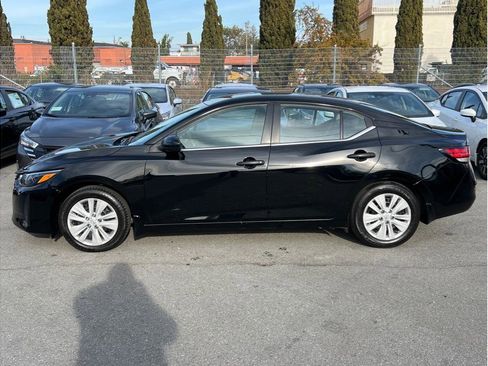 Used 2024 Nissan Sentra S image 7