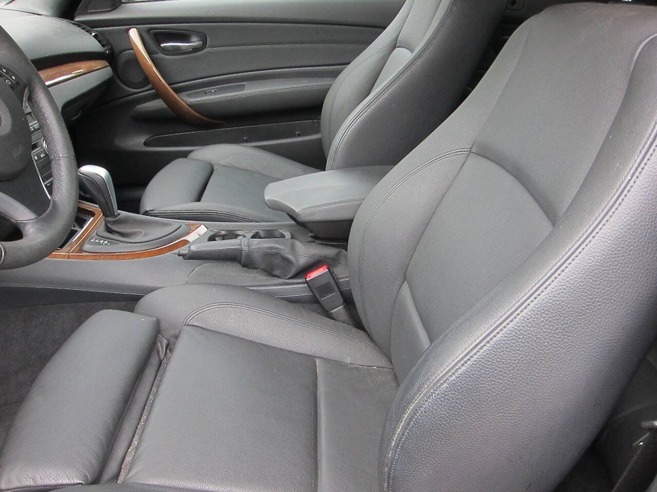 Used 2009 BMW 128i Convertible RWD image 9