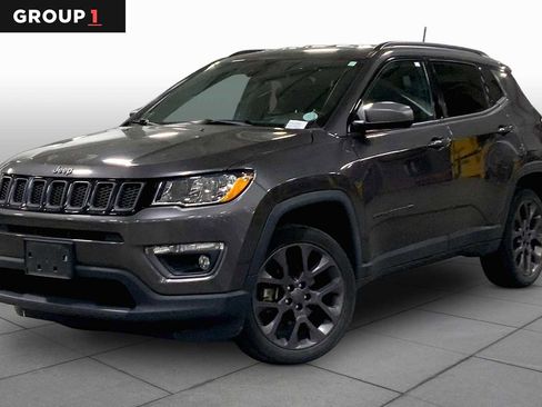 Used 2021 Jeep Compass Latitude AWD/4WD image 1