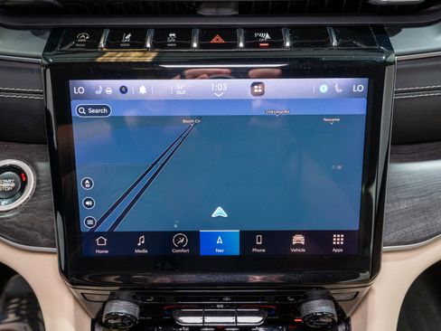 Used 2021 Jeep Grand Cherokee L Limited w/ Trailer Tow Group (B) AWD/4WD image 19