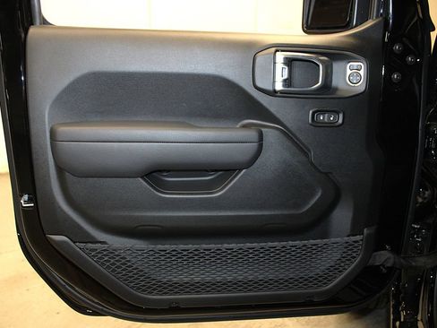 New 2026 Jeep Wrangler Unlimited Sport AWD/4WD image 24
