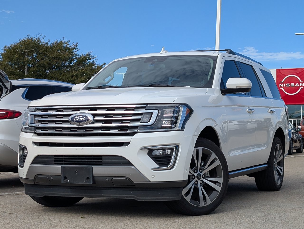 Used 2021 Ford Expedition Limited RWD image 2
