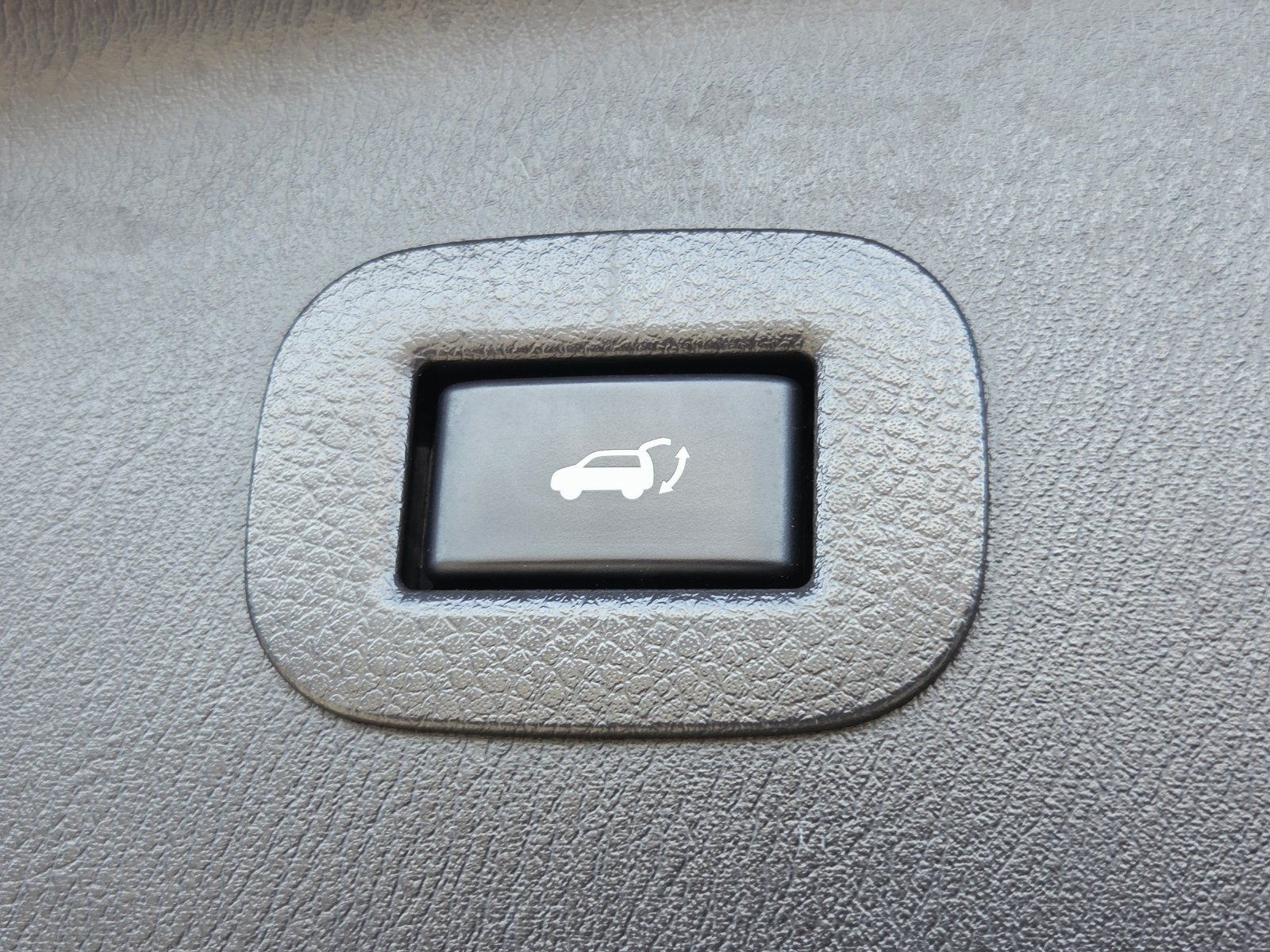 Used 2020 INFINITI QX80 Luxe w/ All-Season Package RWD image 18