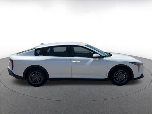 Used 2026 Kia K4 FWD image 13