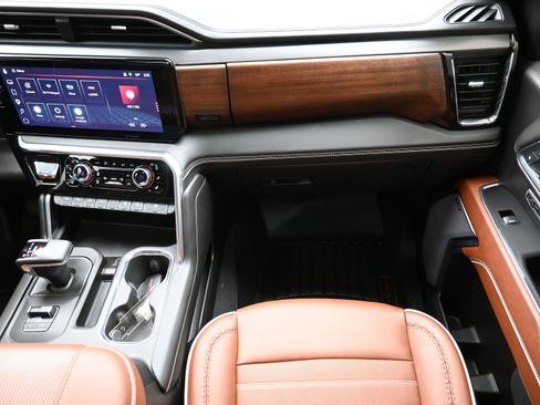 Used 2023 GMC Sierra 1500 Denali Ultimate image 42