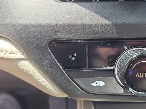Certified 2024 Honda Accord EX image 18