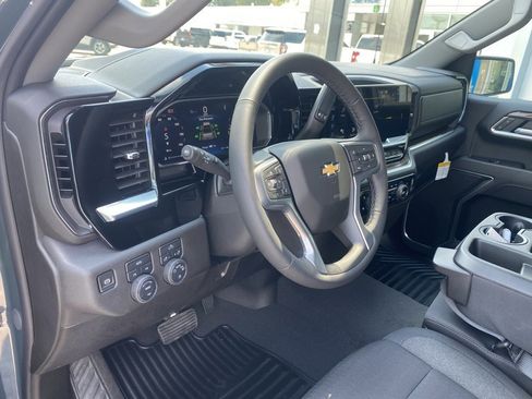 New 2026 Chevrolet Silverado 1500 LT image 8
