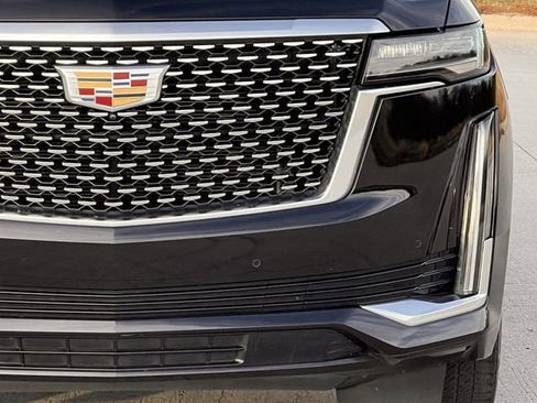 Certified 2023 Cadillac Escalade Premium Luxury w/ Performance Package image 10