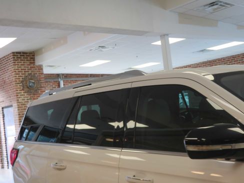 Used 2020 Lincoln Navigator Reserve w/ Luxury Package image 69