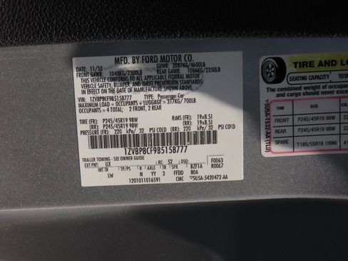 Used 2011 Ford Mustang GT Premium w/ Electronics Pkg RWD image 26