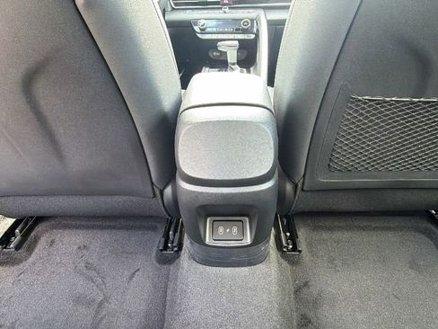 New 2026 Hyundai Elantra Limited FWD image 22