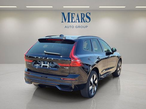 New 2025 Volvo XC60 T8 Plus w/ Climate Package image 6