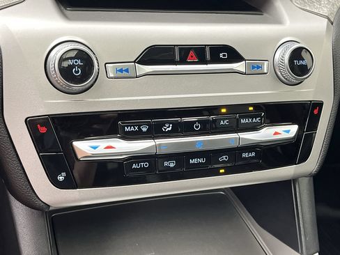 Certified 2022 Ford Explorer Timberline w/ Timberline Technology Package AWD/4WD image 24