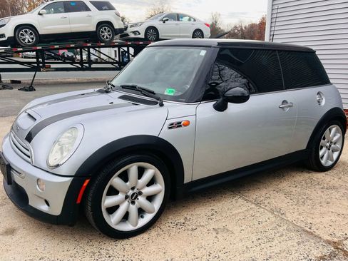 Used 2004 MINI Cooper S image 1